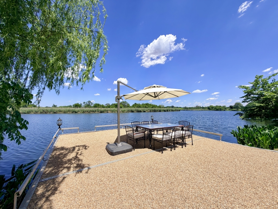 7 Bedroom Property for Sale in Mullersrust Free State